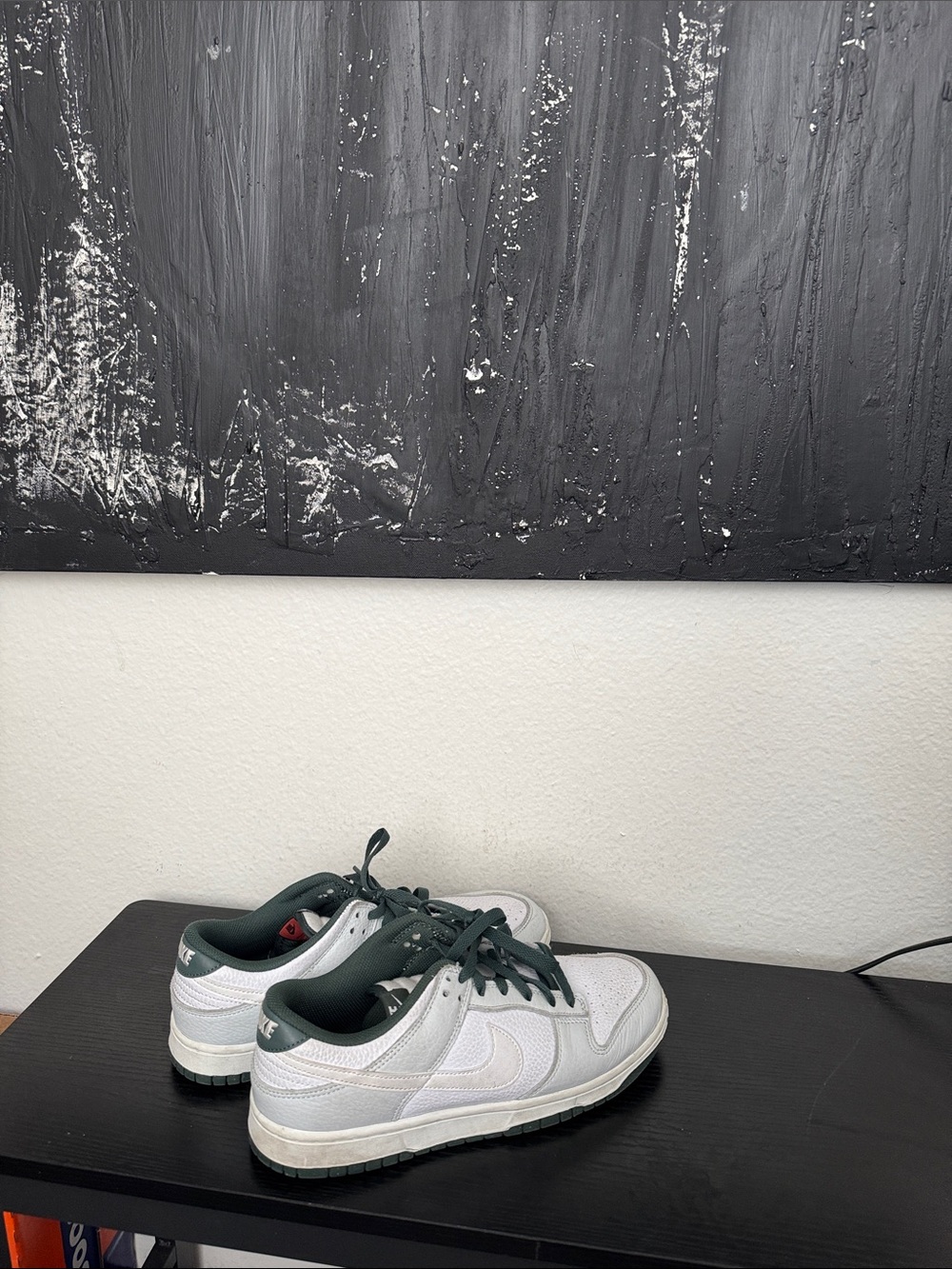 Nike Men’s Low-Top Sneakers in White and Dark Green